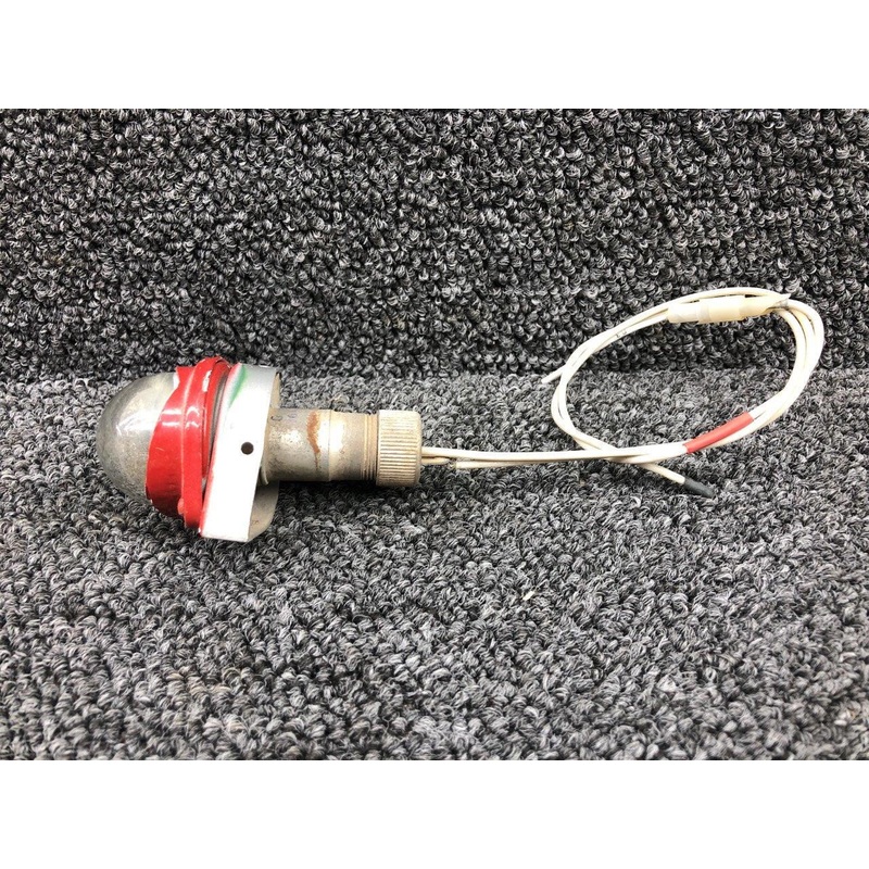 0433006-7 (Weu: C622001-0401) Cessna 177 Rudder Taillight with Lens and Retainer