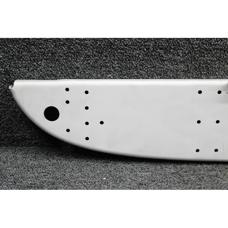 0511281 Cessna 172 Main Landing Gear Bulkhead Forward with Bracket (STA: 56.70)