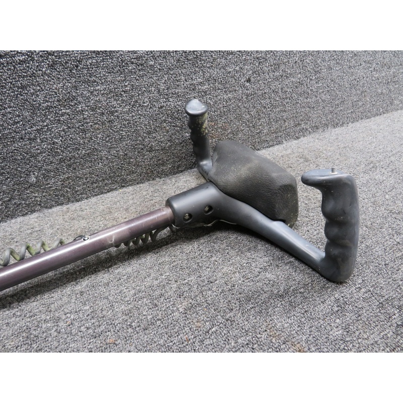 0513261-13 Cessna 172N Yoke Control Wheel Assembly (Dia: 3/4)