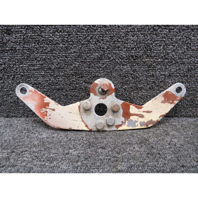 0432166-5 (WEU: 0432012-4) Cessna 152 Elevator Bellcrank Assy (Worn, Corroded)