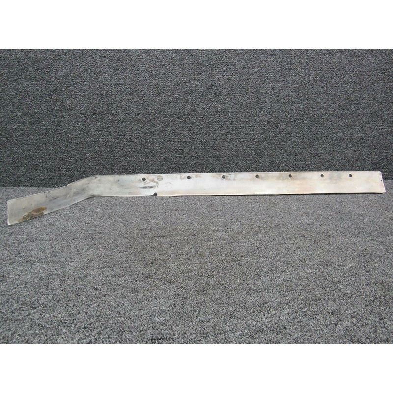 0520005-13 / 0520005-11 Cessna 172A RH Aft Wing Fairing