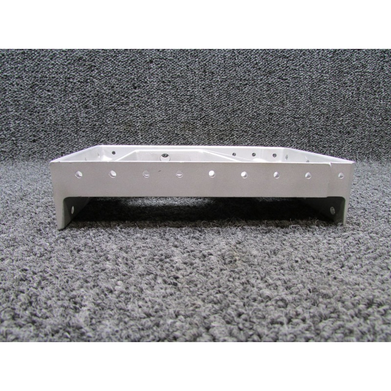 0541122-1 Cessna 172H Main Gear Support Inboard LH (Bead Blasted)