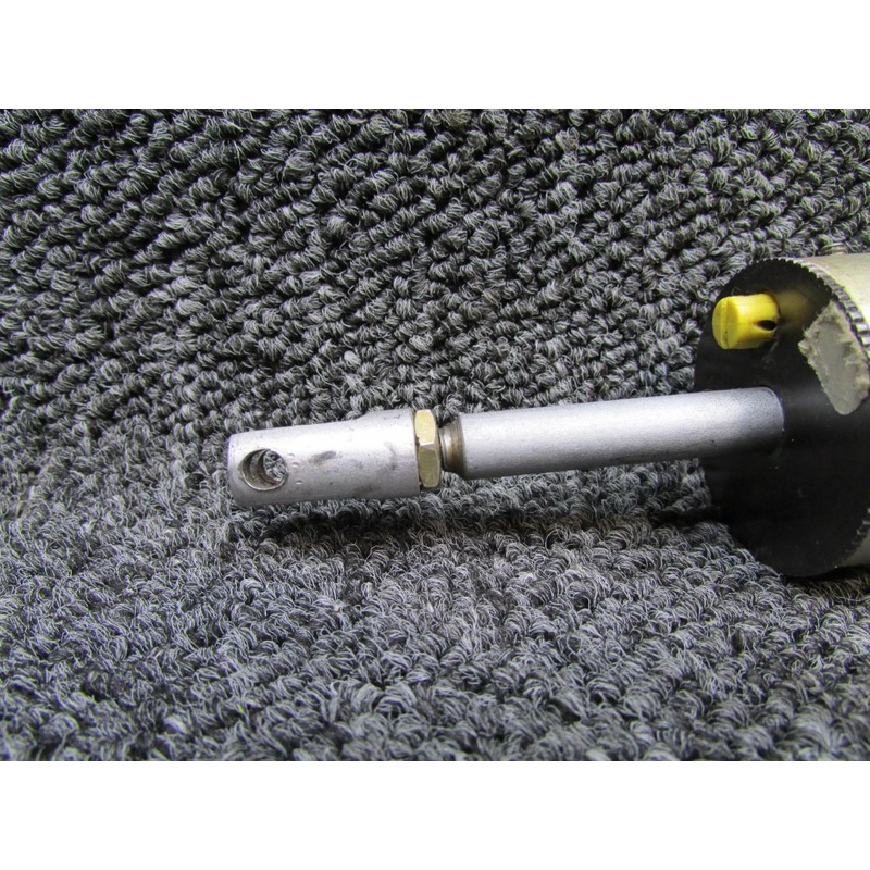 0541138-22 (Use: 9882010-1) Cessna 182P Master Brake Cylinder Assembly