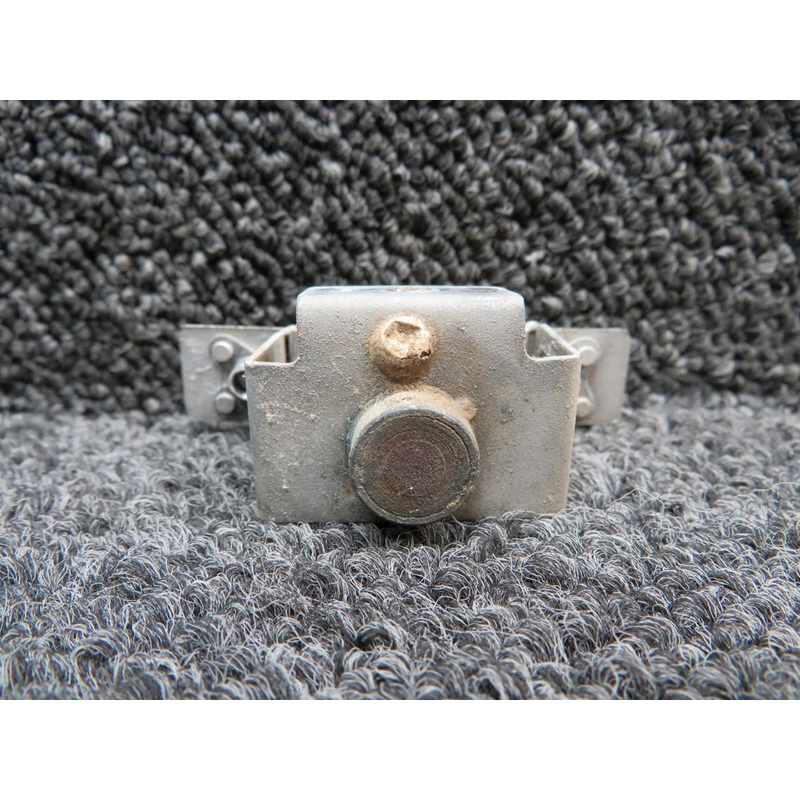 0412066-2 Cessna 152 Clutch Assembly Door Latch RH