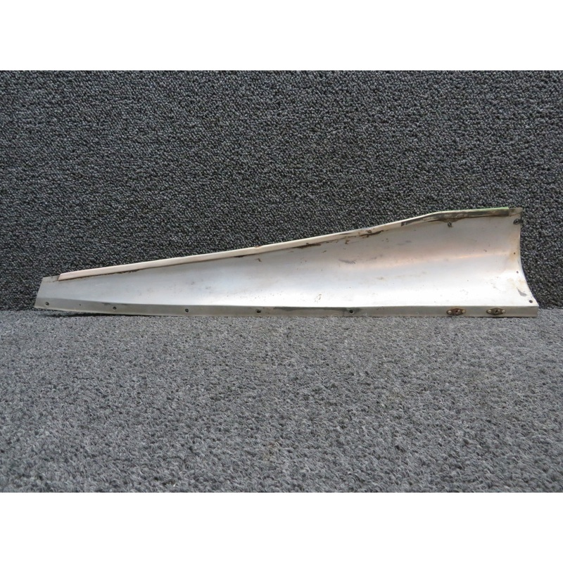 0431015-8 Cessna 150M Stabilizer Fairing RH (Colored)