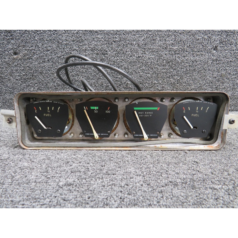 0413035-1 Cessna 150H Engine Instrument Gauge Cluster Assy