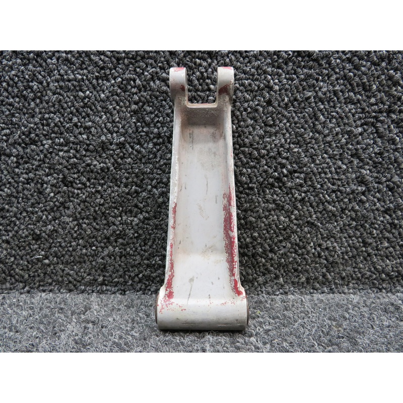 0442506-2 (Cast: 0442505-2A) Cessna 182 Lower Torque Link Assembly
