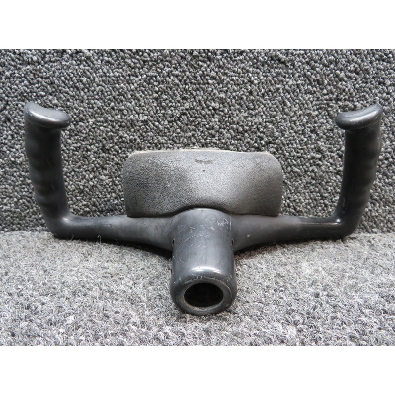 0513261-13 Cessna 172N Control Wheel Assembly LH or RH (Dia: 0.75)