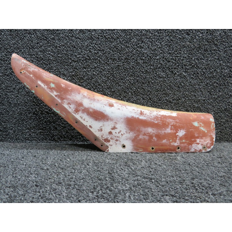 0531012-2 Cessna 172N Dorsal Fin Fairing (Some Damage to Fiberglass)