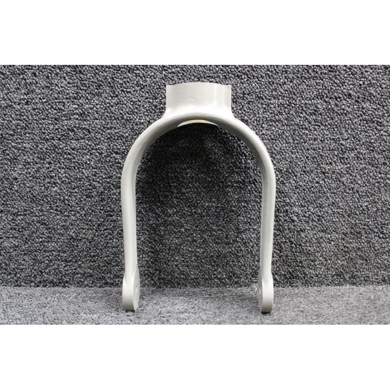 0442503-4 (Use: 0442503-8) Cessna 150 Nose Gear Fork (New Old Stock)