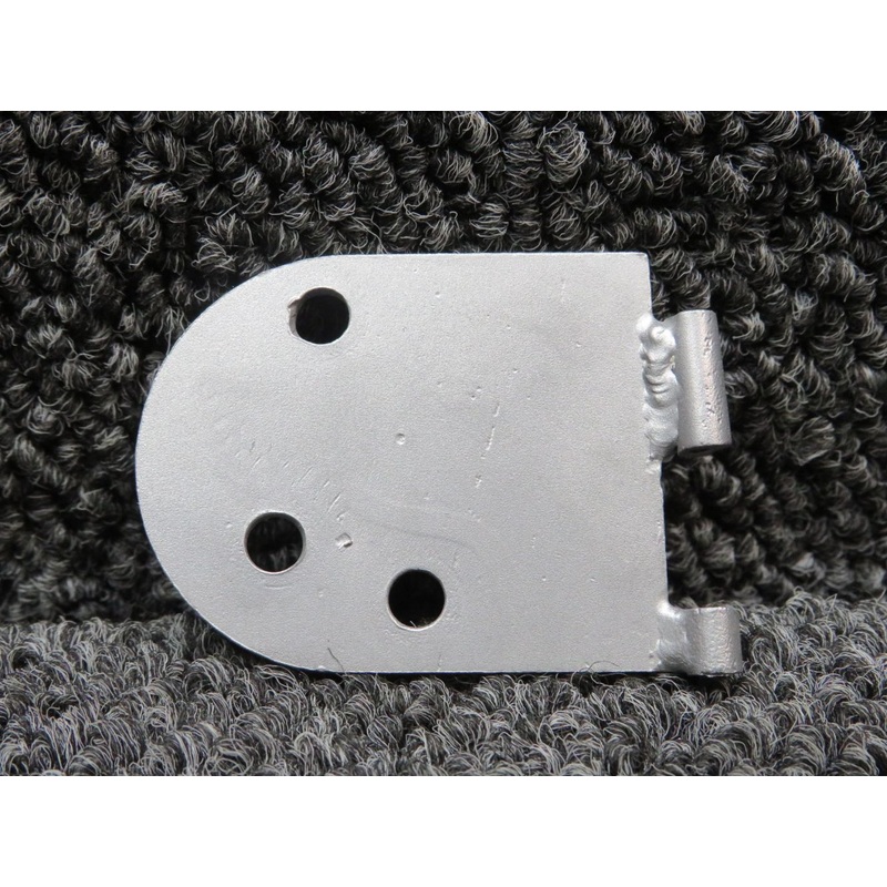 0511237-2 Cessna 172 Cabin Door Hinge Half Upper Fwd RH (Bead Blasted)
