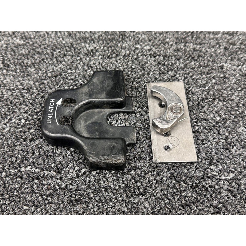 0513558-1, 0513561-3 Cessna 210 Secondary Seat Stop with Retainer