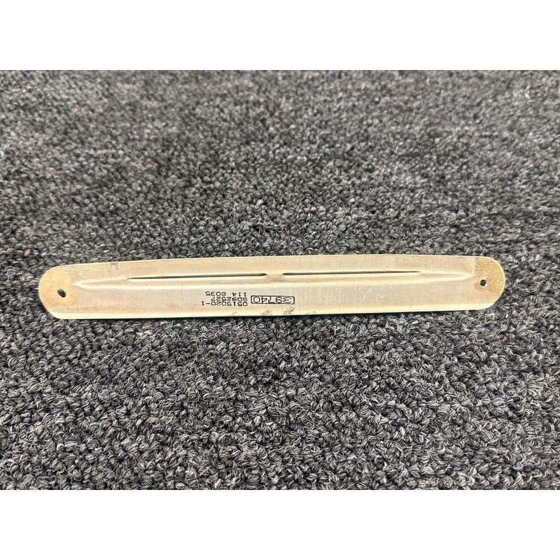 0515020-1 Cessna 172N Cabin Heat Vent Upholstery Retainer