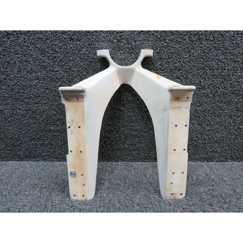 0543016-1 Cessna 172N Nose Gear Fitting Lower (Minus Cap)