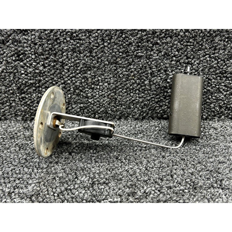 0426517-1 Cessna 150J Fuel Transmitter Assembly LH or RH (Core)