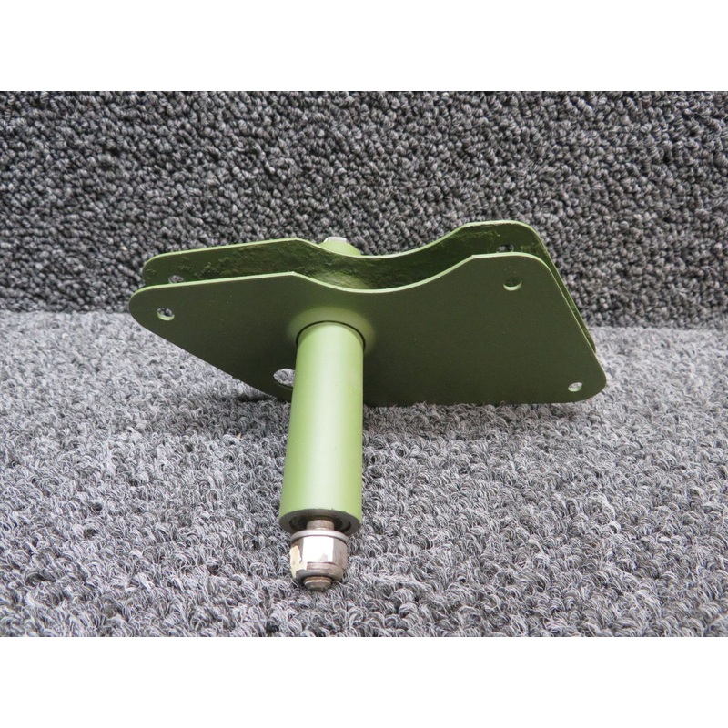 0523223 Cessna 172 Aileron Bellcrank LH w 8130-3 and PAI-MT-1 (Zinc Chromated)