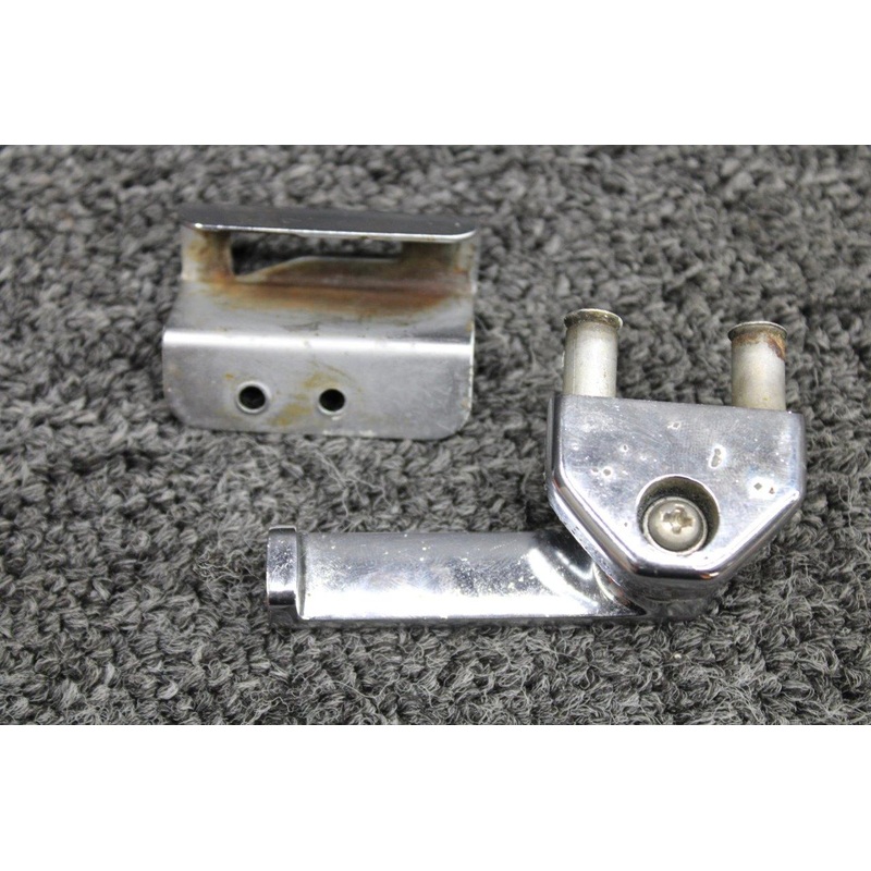 S1493-1, 1411202-201 Cessna 182Q Window Latch Assembly with Striker Plate RH