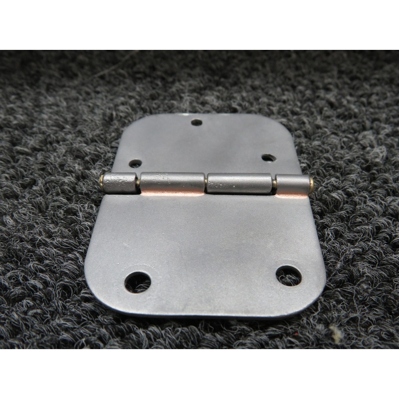 0511280-3 Cessna 172H Cabin Door Hinge Assembly Lower LH (Bead Blasted)