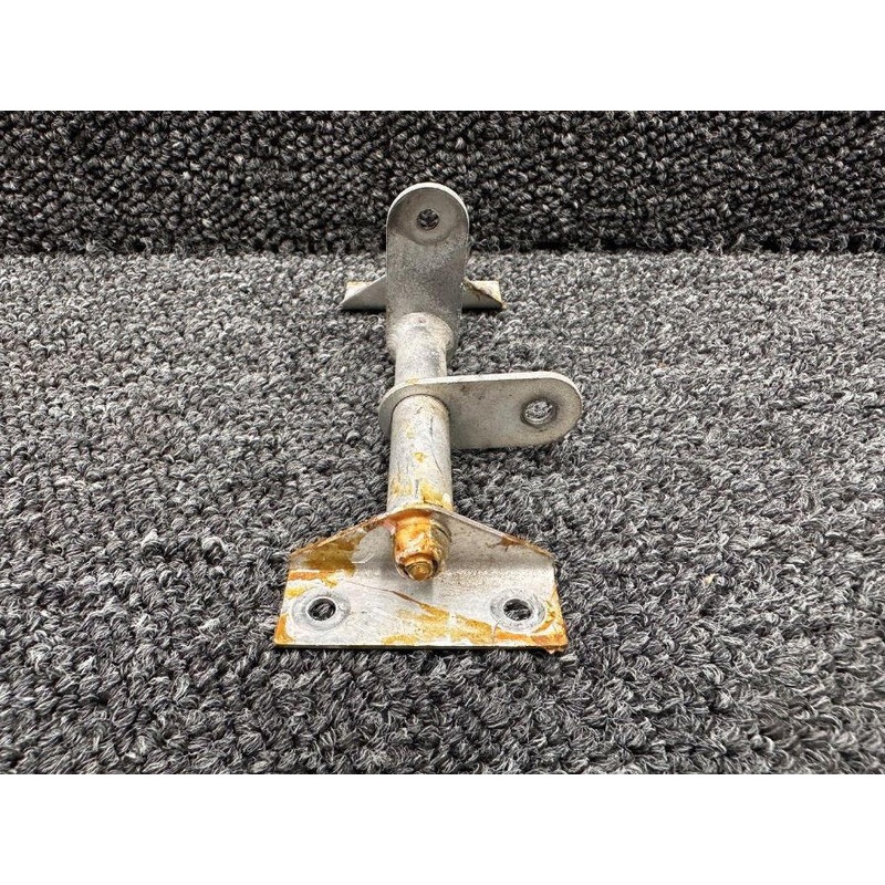 0513281-1 Cessna 172N Rudder Trim Bellcrank