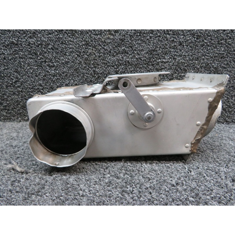 0552164-1 (WEU: 0552164-4) Cessna 172N Carburetor Airbox Assembly (Minor Damage)