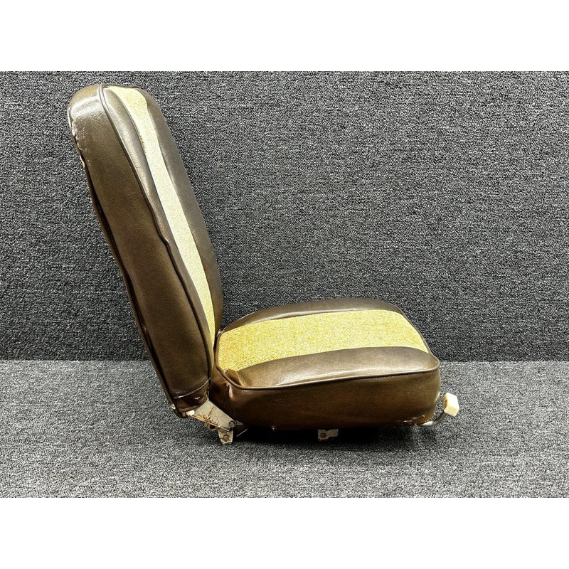 0400118-88 Cessna 150J Co-Pilot Side Reclining Seat Assembly (Rails: 12-3/4)