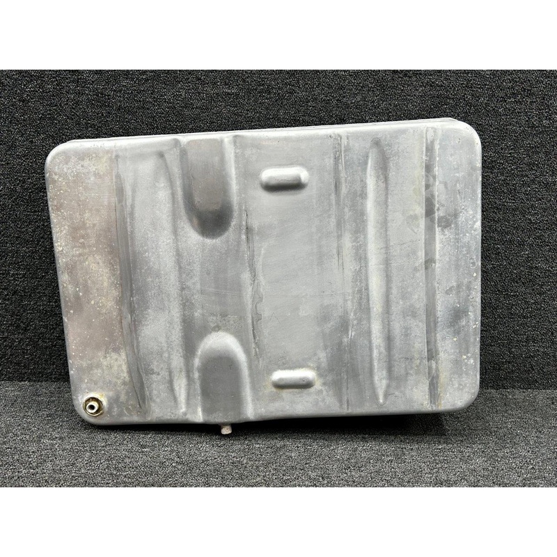 0426508-10 (Use: 0426508-204) Cessna 150J Fuel Tank Assembly RH