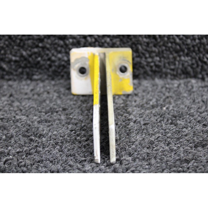 0431009-3 Cessna 152 Vertical Fin Attach Fitting