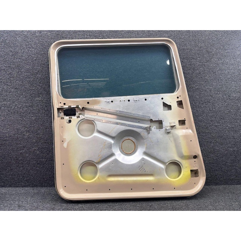 0511803-208 Cessna 172N Cabin Door Structure LH with Openable Window