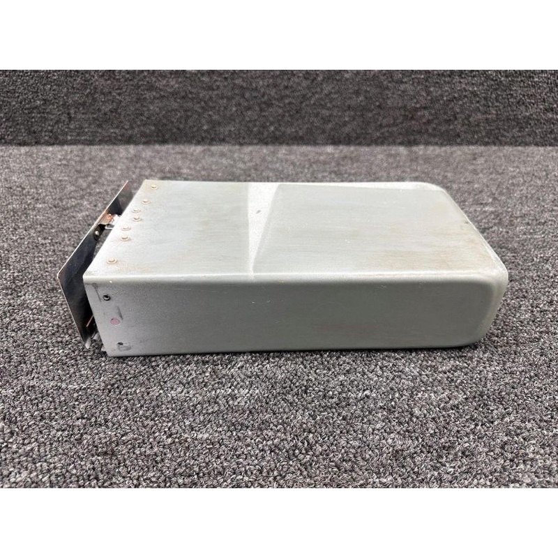 0513085-3, 0513085-2 Cessna 172N Instrument Panel Map Case with Door