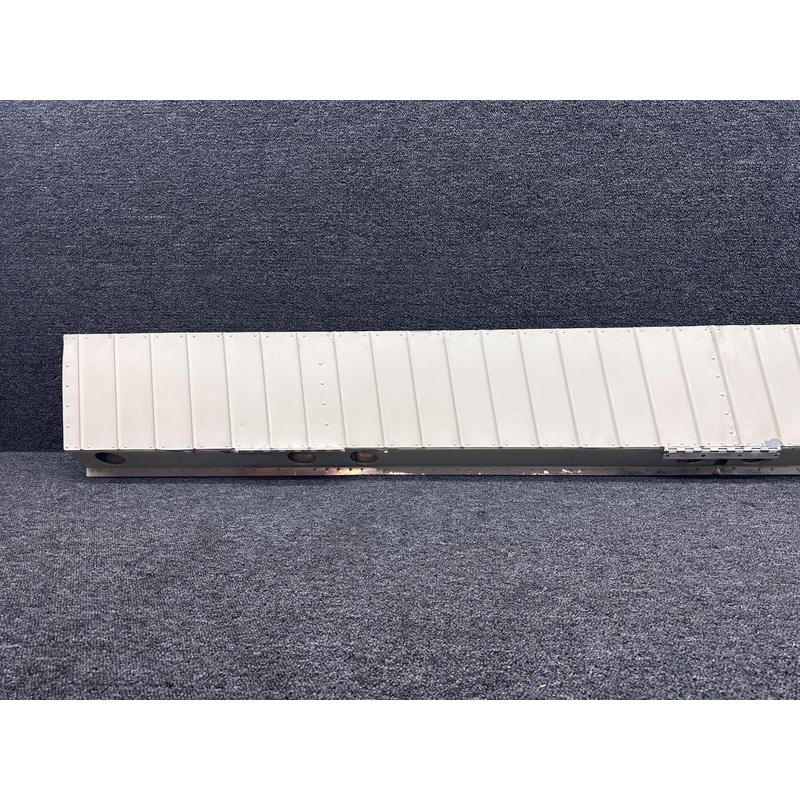 0523800-16 (Use: 0523800-25) Cessna 210 Aileron Assembly LH