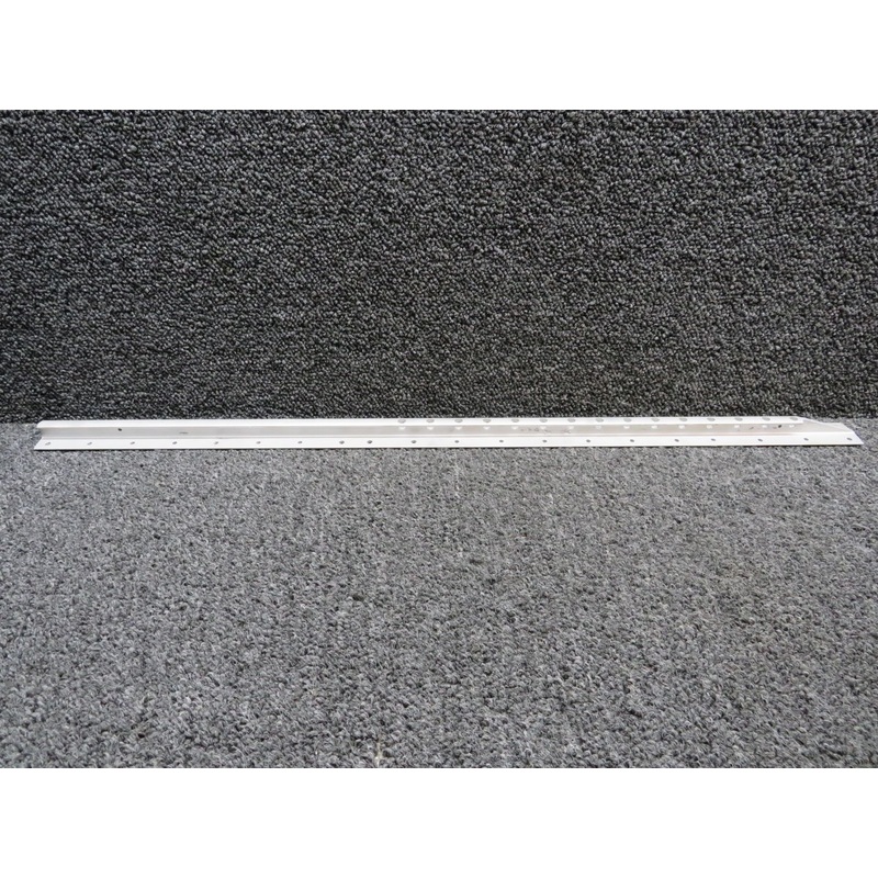 0710658-2 Cessna 182P Seat Rail (Minor Pitting)