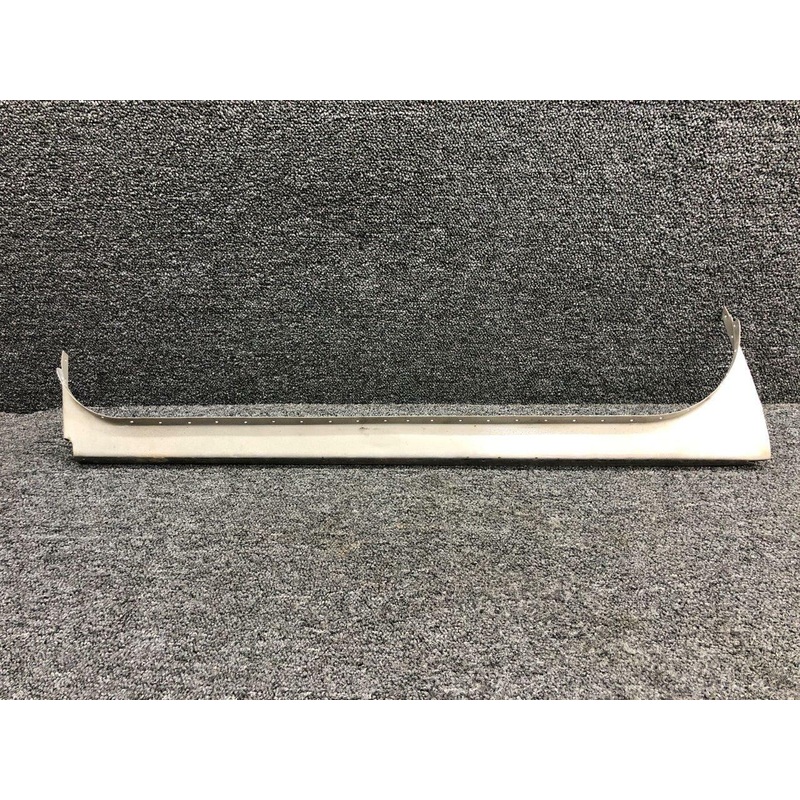 0511291-202 Cessna 172 Fuselage Lower Door Sill Support RH