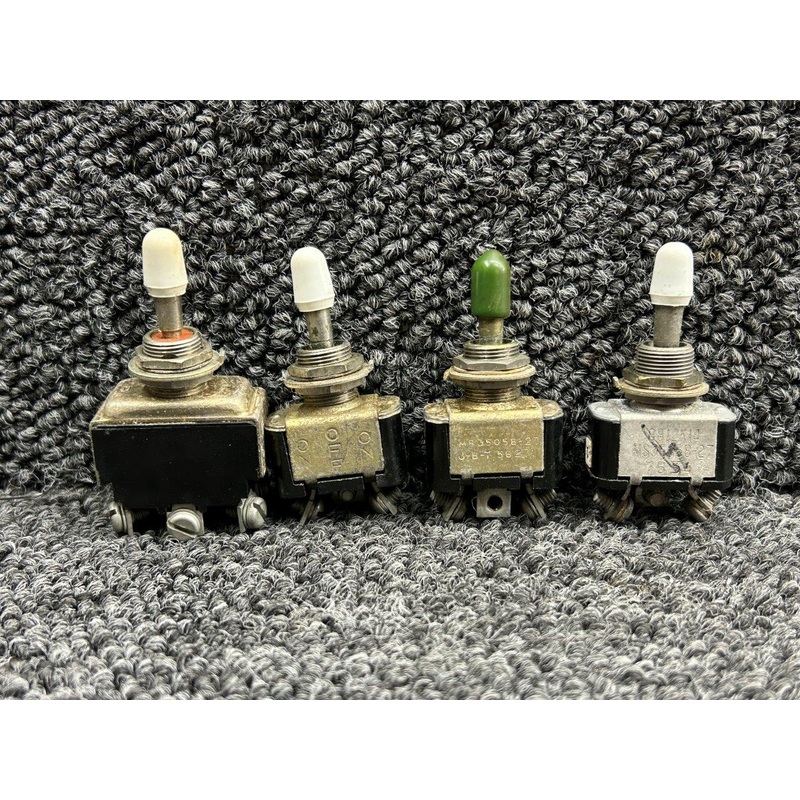 MS35059-31, MS35058-27 Cessna Citation 550 Reset Toggle Switch Set