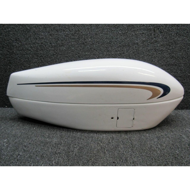 0541223-16 (USE: 0541223-40) Cessna  172 Wheel Pant Assy RH W/ Door (M22)