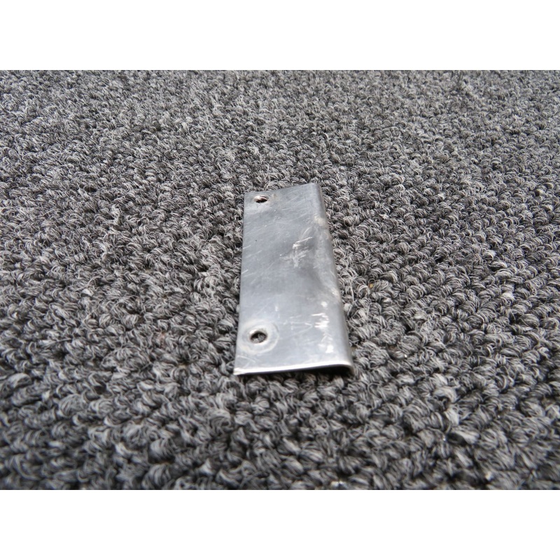 0711021-7 Cessna 150D Window Latch Striker Plate RH