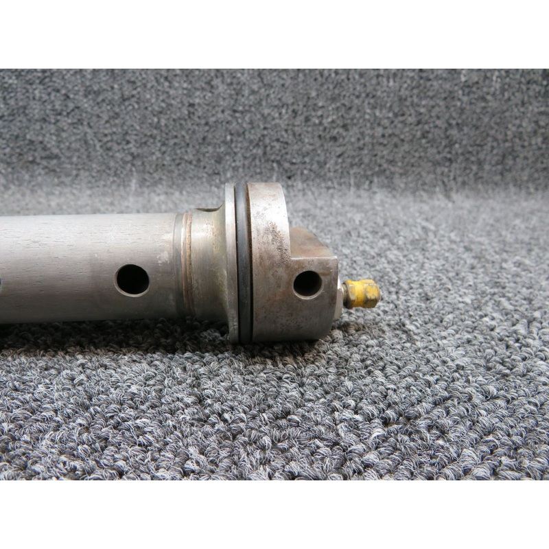 0543000-6 (Use: 0743621-9) Cessna 172G Orifice Piston Support Assembly