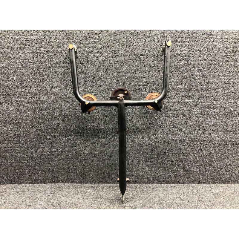 0560006-6 / 0511785-1 Cessna 172K Control Yoke Weld Assy W/ Pullies & Joints