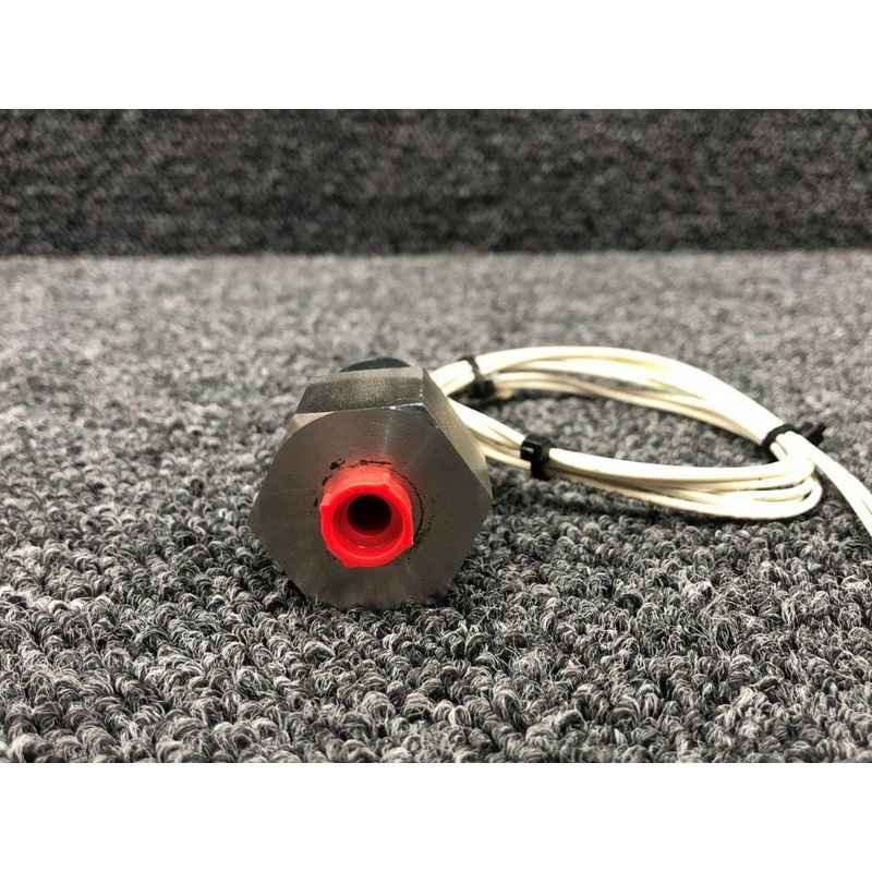 P165-5281 Cessna 172S Oil Pressure Transducer Probe (Volts: 28)