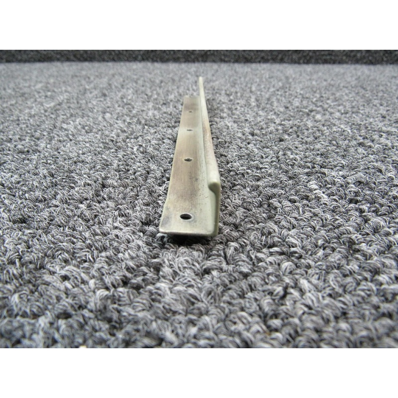 0513322-1 Cessna 172S Angle Reinforcement