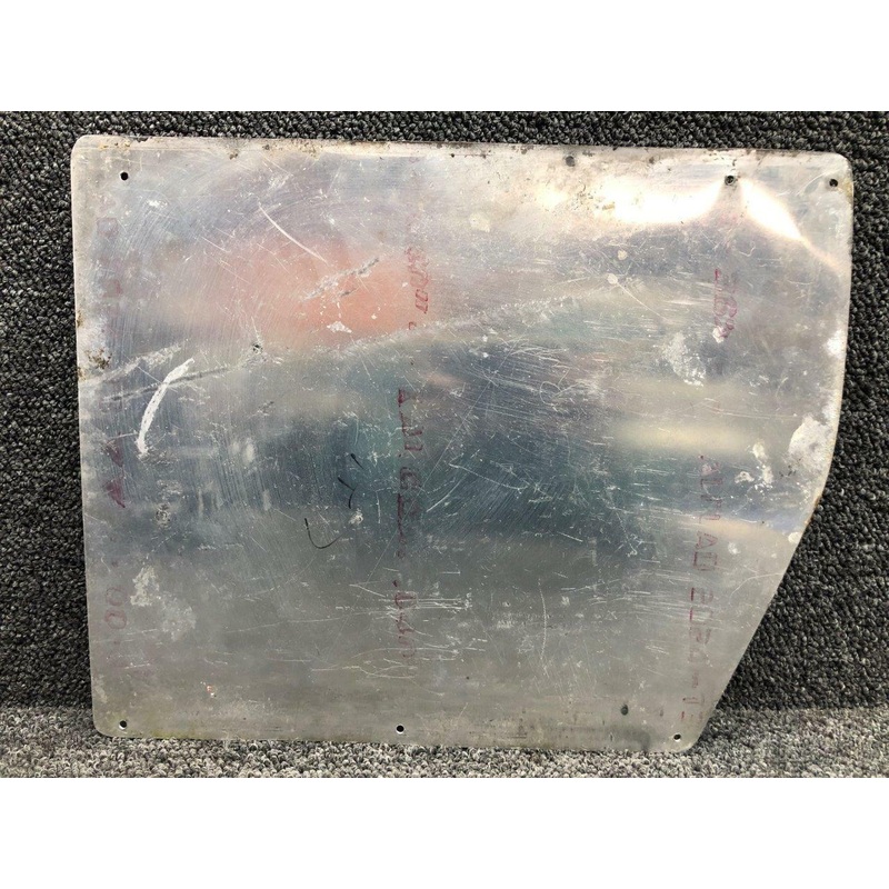 0511475-2 Cessna 172H Forward Kick Floor Plate RH