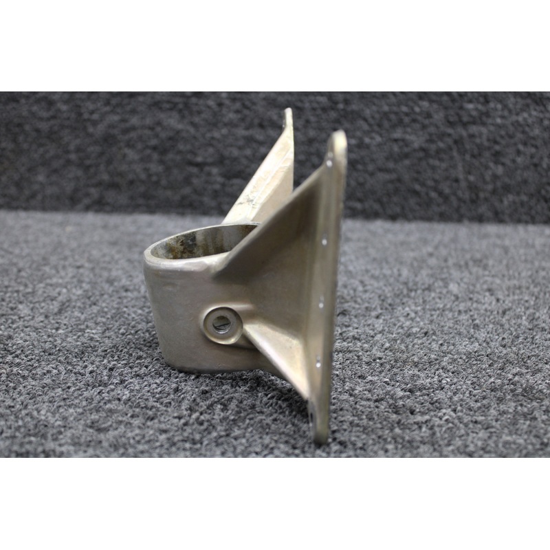 0543013-1 (Cast: 0543013-497) Cessna 182B Nose Gear Fitting Upper