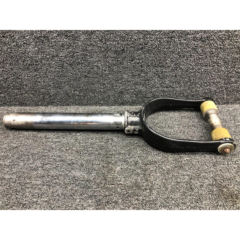 0594300-209 / SK182-34 Cessna 182B Nose Gear Lower Shock Strut W/ Fork