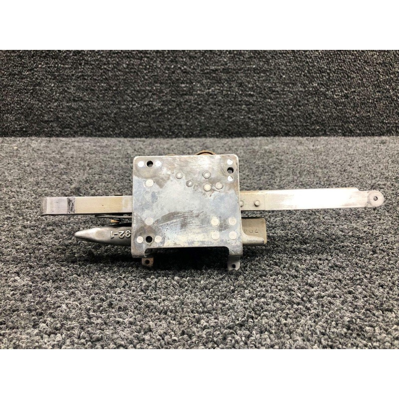 0711020-11 Cessna 210 Cabin Door Latch Assembly LH