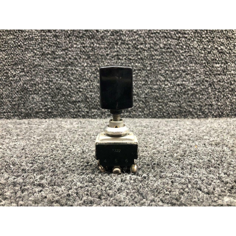 MS25201-6 Cessna 172K Flap Position Switch Assembly (Volts: 14)