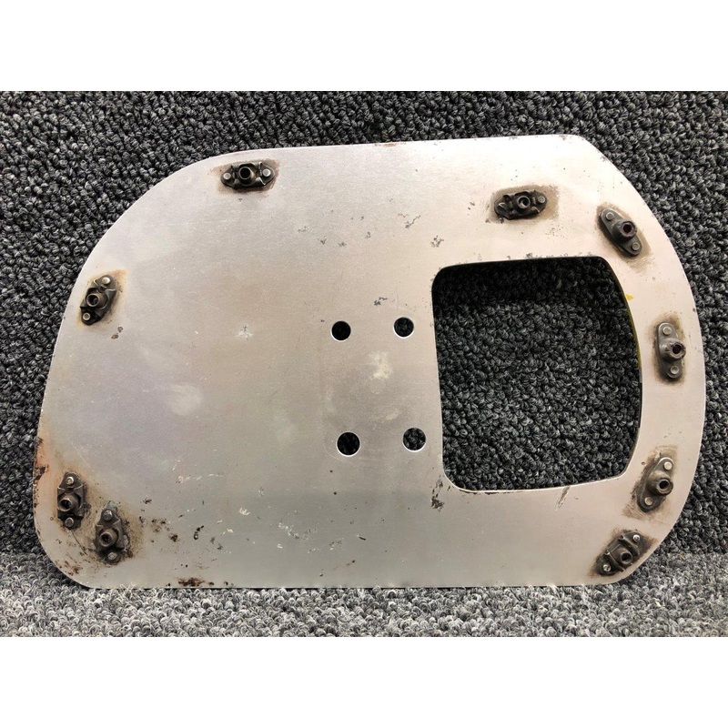 0441143-26 Cessna 182B Main Gear Plate Assembly RH