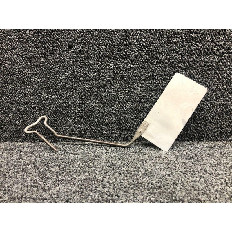 0513385-7 (USE: 0560026-1) Cessna 172M Engine Control Lock Assembly