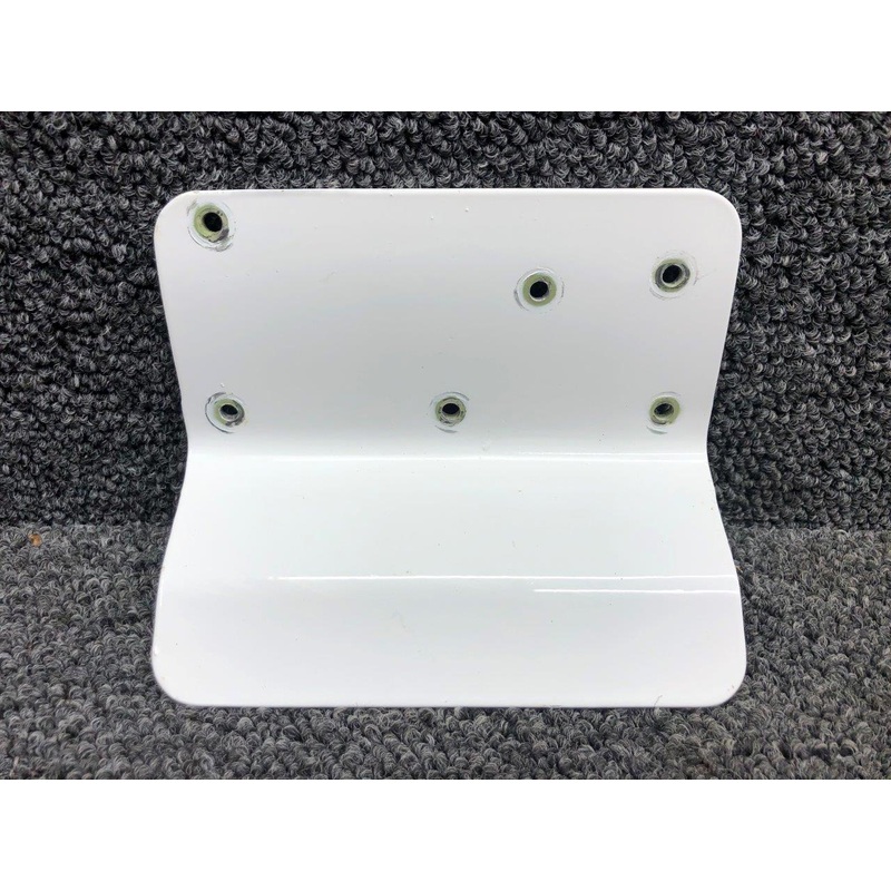 0513418-5 Cessna T206H Fuselage Step LH