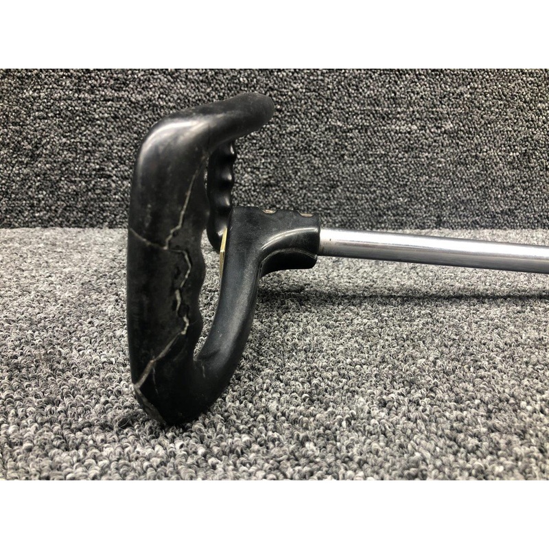 0513166-7 / 0413213-7 Cessna 180H Control Wheel W/ Tube (L: 16-7/16, D: 0.745)