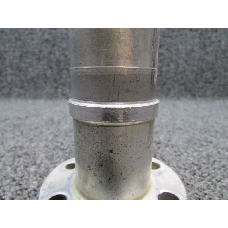 0541124-1 Cessna Main Landing Gear Axle (Aluminum) (Dimple, Straight)