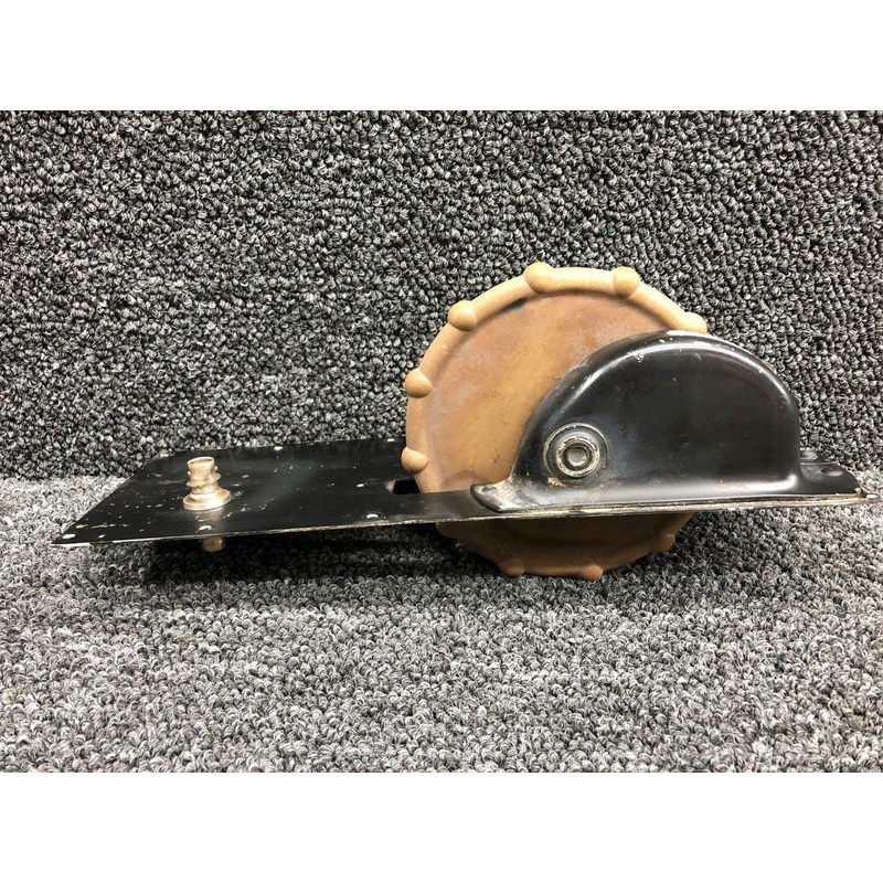 0510127 / 0411419 Cessna 172 Elevator Trim Wheel Assembly W/ Cover & Plate
